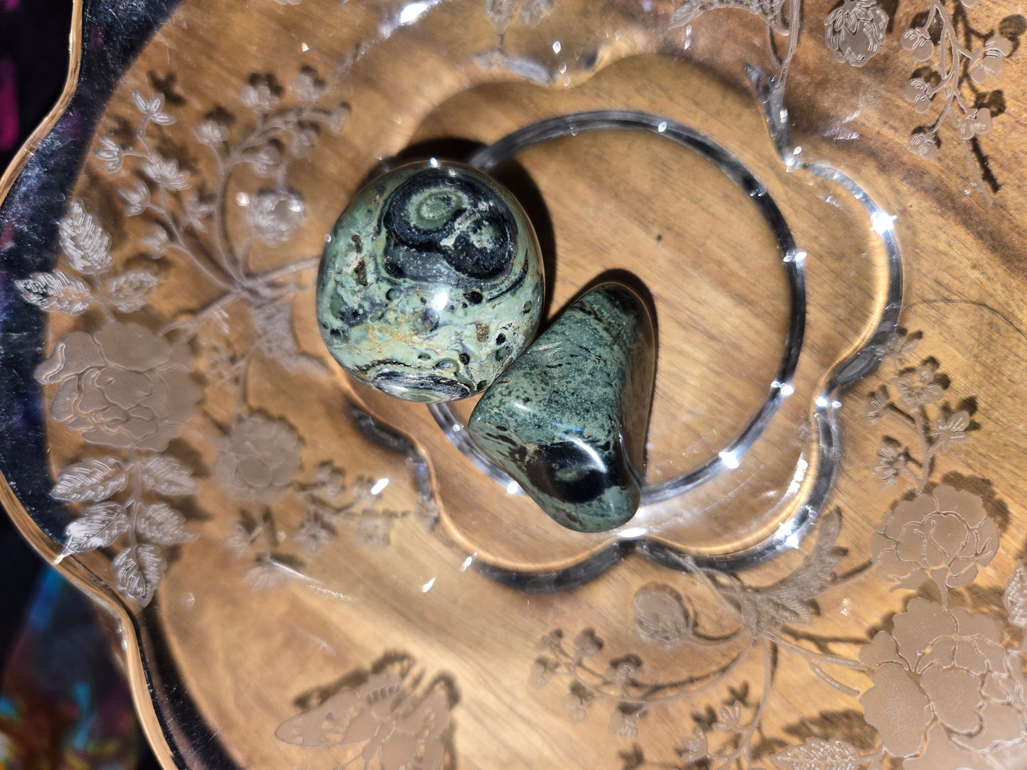 Medium Crystal Tumbles