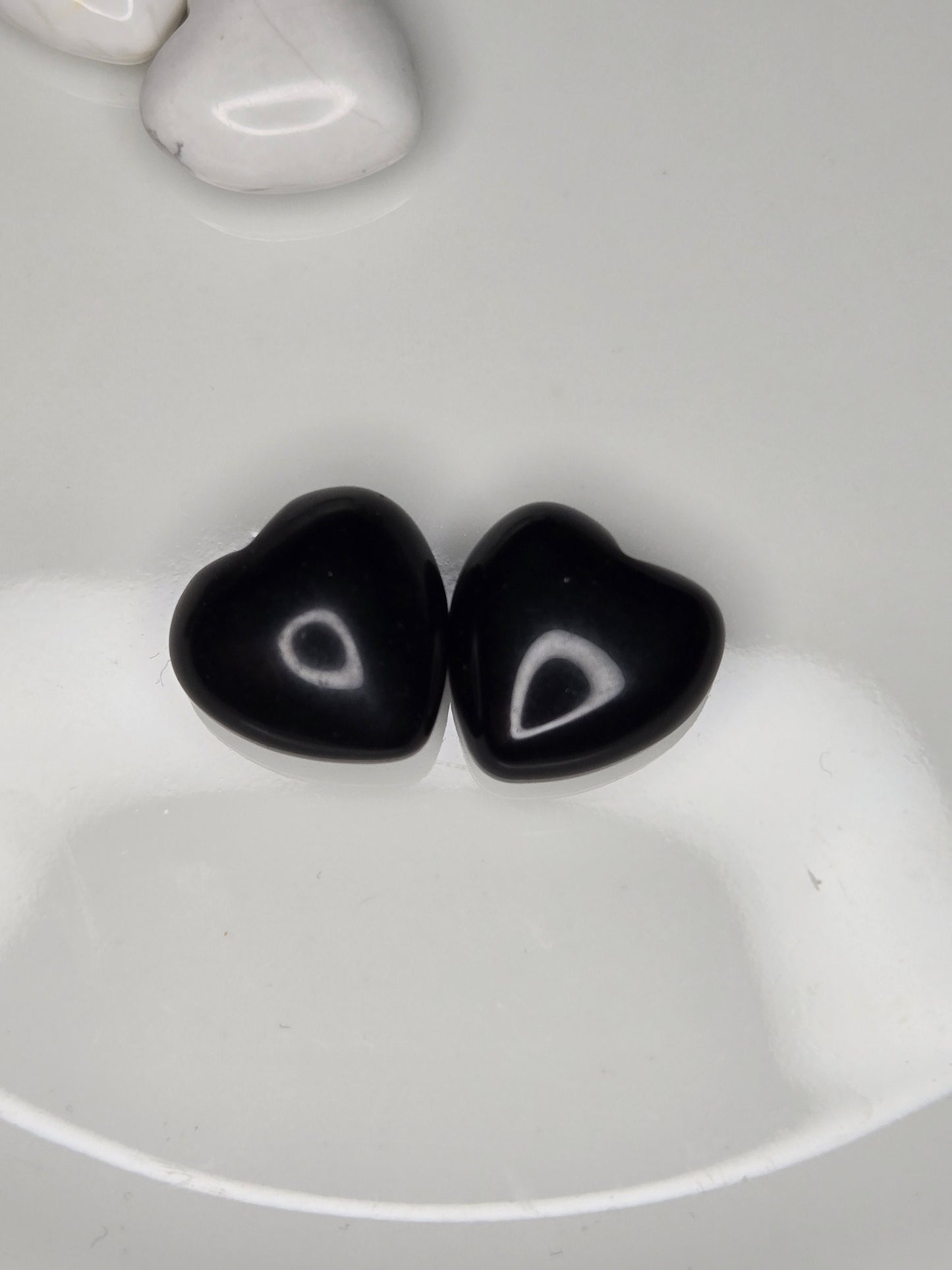 Small crystal Hearts